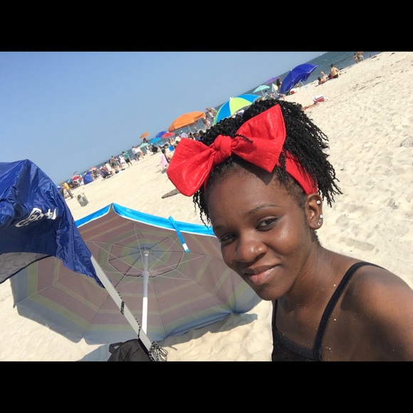 Meet your Posher, Jjosephine - Picture 1 of 1